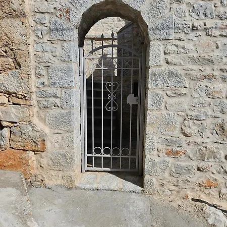 Appartement Rigas Stone Tower East Mani 1 *