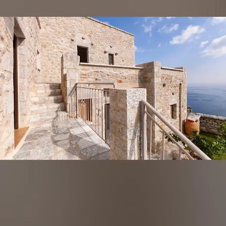 Rigas Stone Tower East Mani 1 Appartement