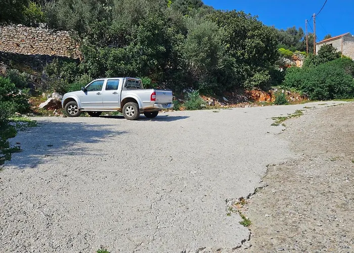 Rigas Stone Tower East Mani 1 Mína